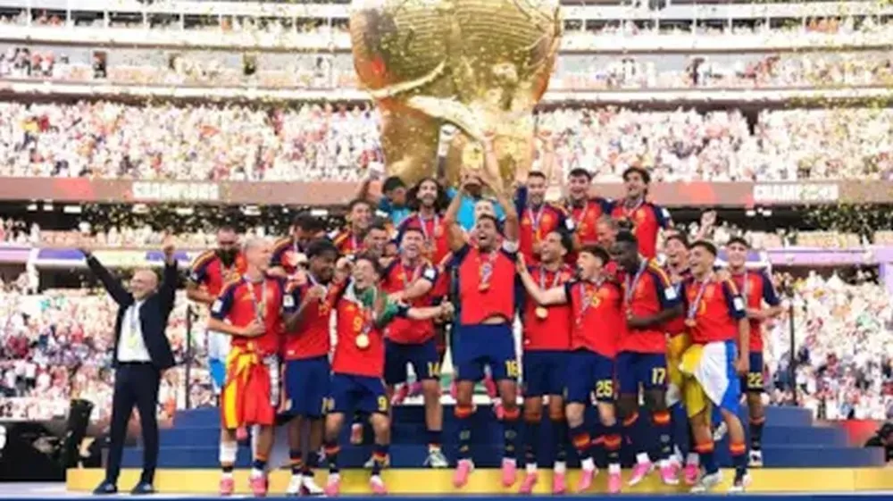 Mondiali: Messi come Maradona, la vittoria della Spagna, lo spreco francese di un gruppo da 1,5 miliardi. Il calcio è cambiato?
