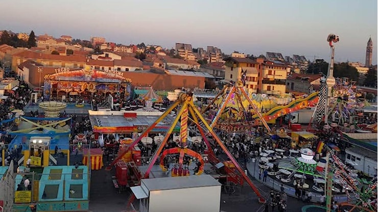 Saronno, ragazzo di 15 anni muore folgorato al luna park di Spotorno - Il Giorno