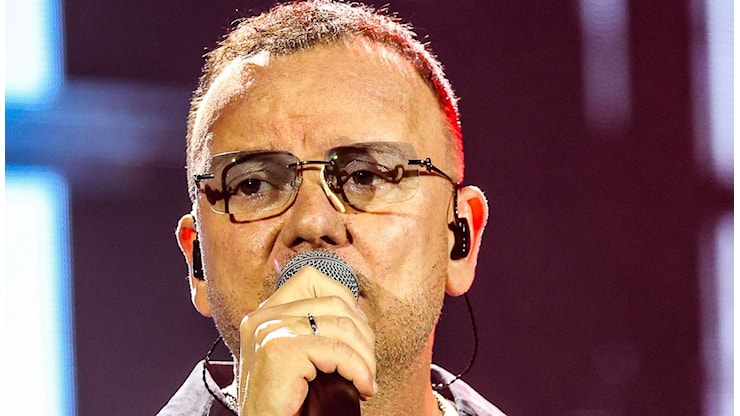 Gigi D’Alessio, stadio Maradona – Una notte a Napoli, le pagelle: Gigi D’Alessio immenso (9), Elodie favolosa (8) - DiLei