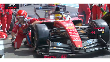 Gp del Belgio, incidente e penalità per Hamilton: Russell si ritira, poi l’impatto col meccanico in pit-lane