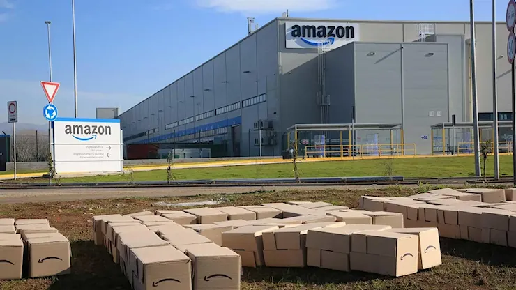 Fisco, Amazon pronto a versare 723 milioni di euro all’Agenzia delle Entrate - L'Unione Sarda.it