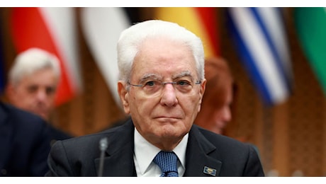 Mattarella ad Arraiolos: unità, decisioni rapide e difesa comune per un'Europa che non sia autolesionista