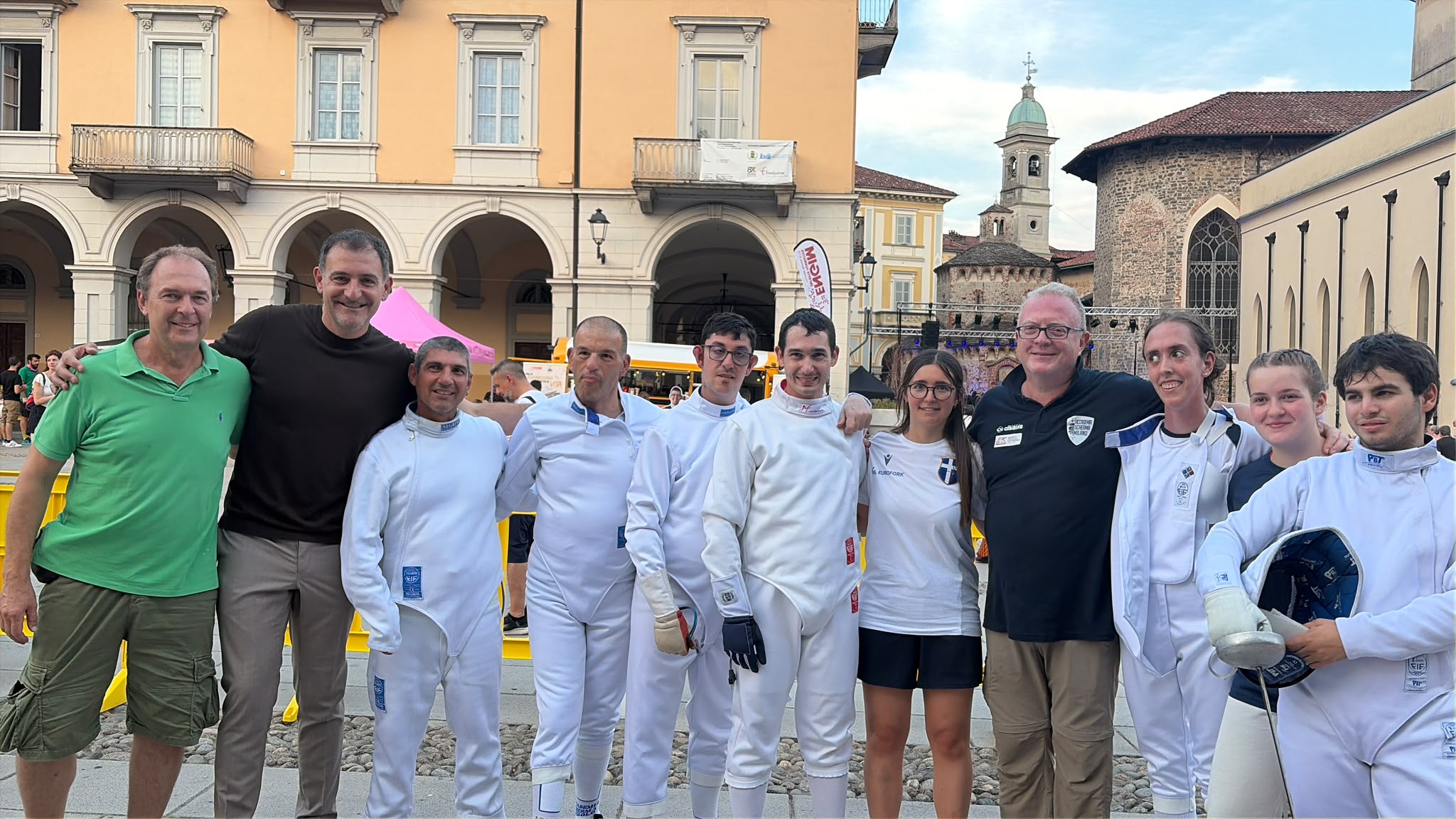 La scherma inclusiva protagonista a Biella per il “Concertozzo” di Elio e le Storie Tese e a Rimini nella kermesse del Ministero per le Disabilità – SPORTFACE.IT