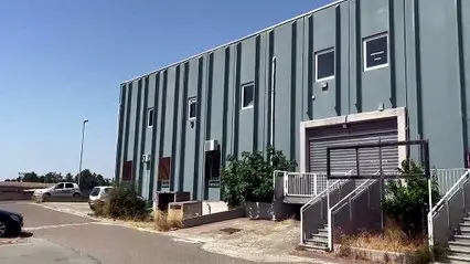 Cagliari, spara contro l'insegnante di una palestra e poi si uccide