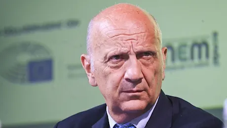 Petrolio e rincari benzina: l’allarme di Gianni Murano (Unem) su Hormuz a pedaggio