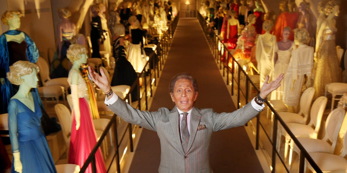 Il testamento di Valentino ha lasciato tutti sorpresi (o forse no): ecco chi è l'unico erede