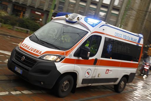 Savona, un 15enne muore folgorato al luna park di Spotorno