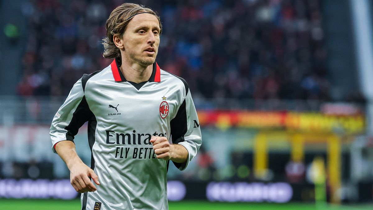 Il Milan in pressing su Modric: il croato verso la permanenza. E sarà una gestione in stile... Real
