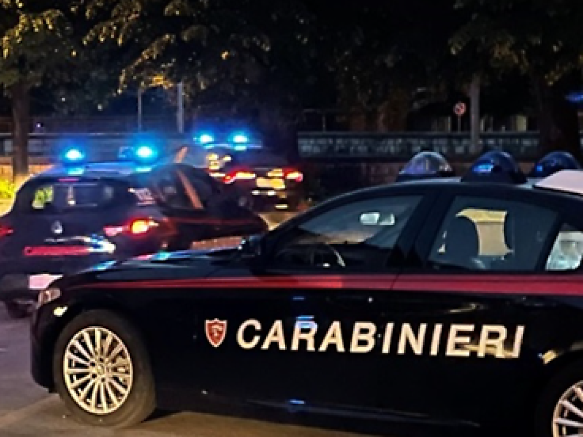 Valle Aurelia, agguato sotto casa: 53enne ferito da una revolverata a un piede
